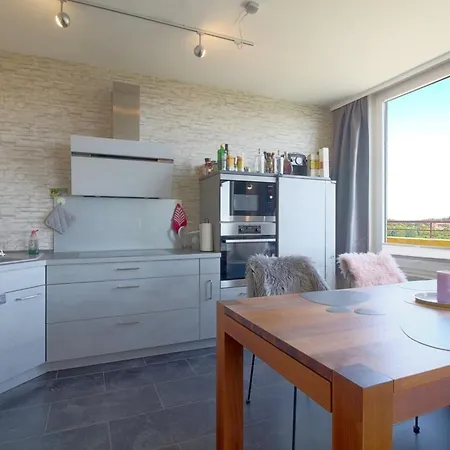 Apartment Penthouse 383 *