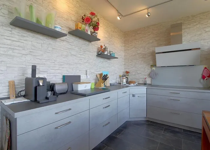 Apartment Penthouse 383 *